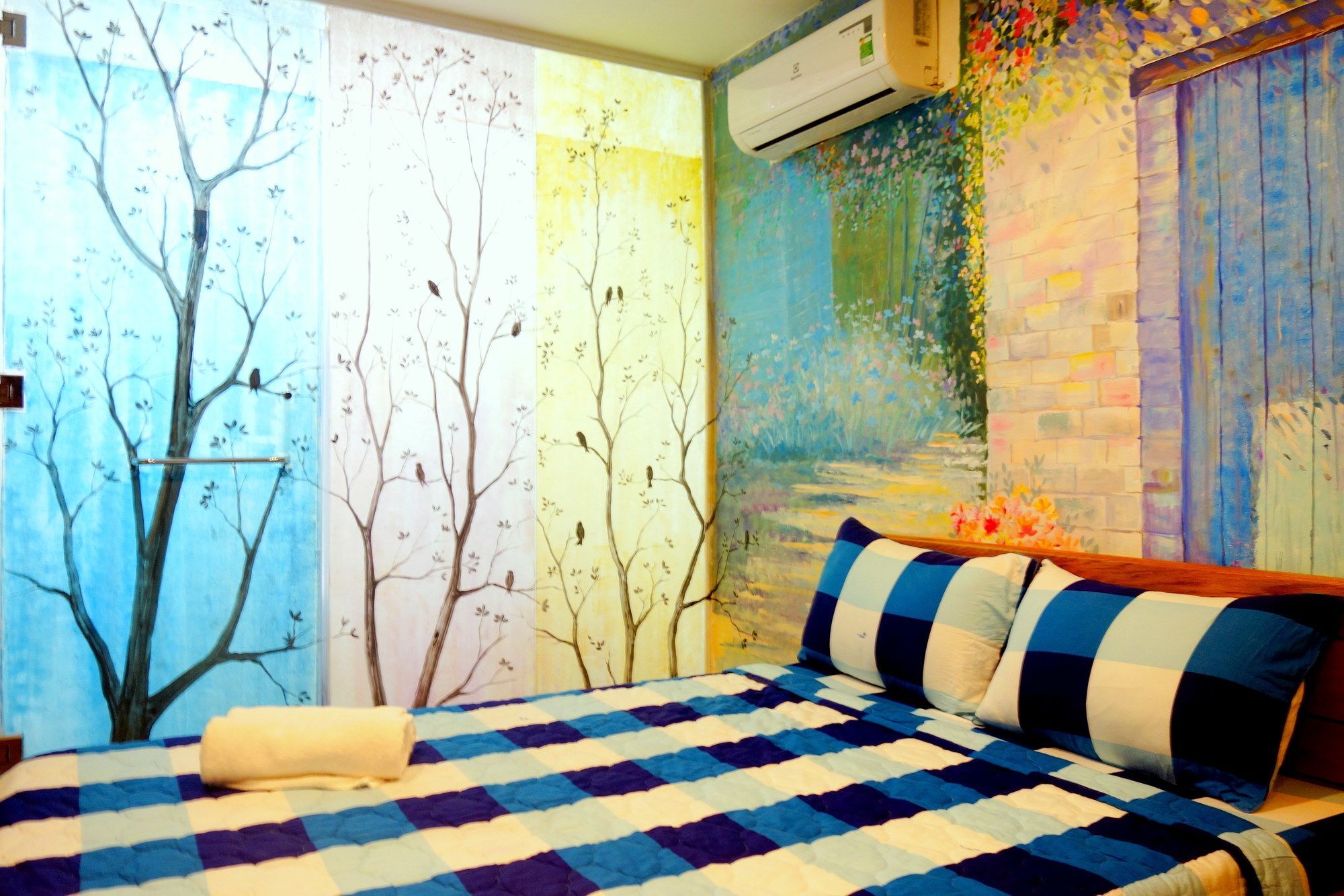 Wanderlust Saigon Hostel & Rooftop Bar Ho Chi Minh Zewnętrze zdjęcie